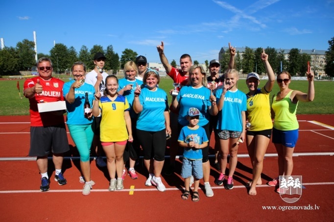 Ogres novada pašvaldības darbinieku pirmās Sporta spēles