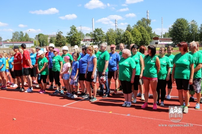 Ogres novada pašvaldības darbinieku pirmās Sporta spēles