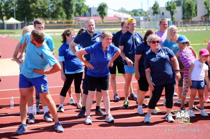 Ogres novada pašvaldības darbinieku pirmās Sporta spēles