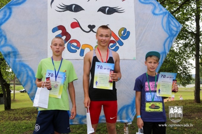 Meņģelē aizvadīti 70. sporta svētki!