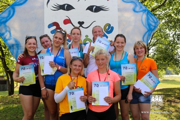 Meņģelē aizvadīti 70. sporta svētki!