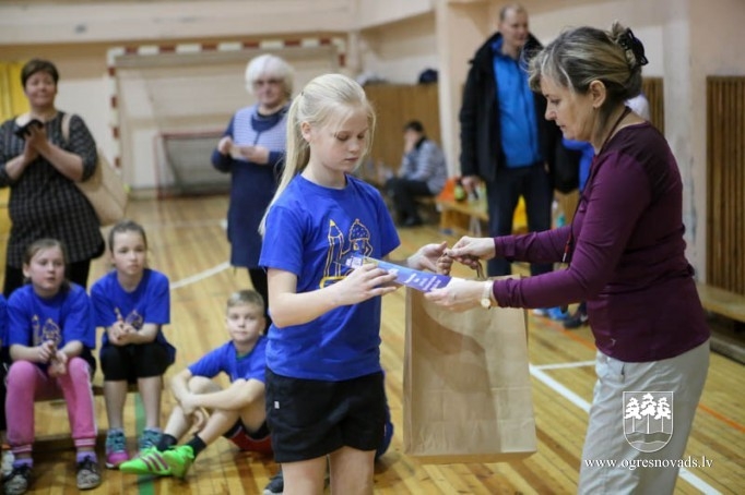 "Ogres novada sportiskākā klase" – Taurupē un Ogres 1. vidusskolā
