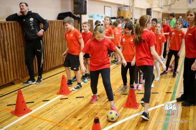 Noskaidroti Ogres novada sportiskākie ceturtklasnieki
