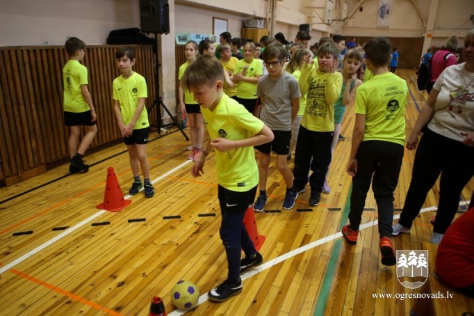 Noskaidroti Ogres novada sportiskākie ceturtklasnieki