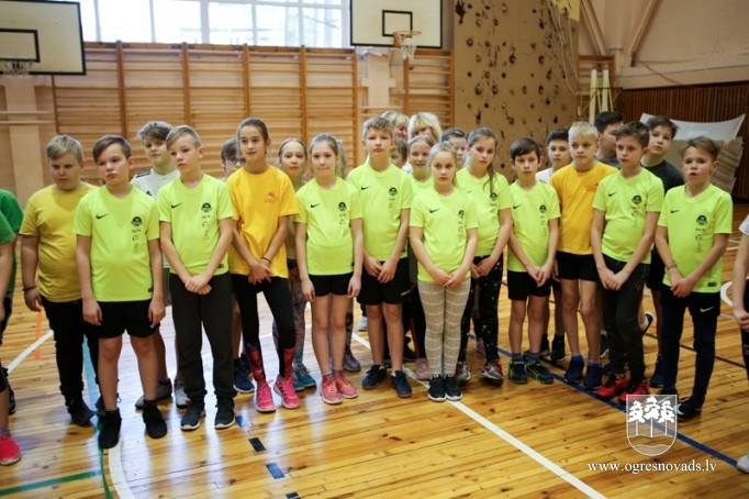 Noskaidroti Ogres novada sportiskākie ceturtklasnieki