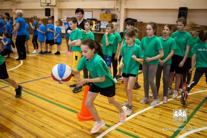 Noskaidroti Ogres novada sportiskākie ceturtklasnieki