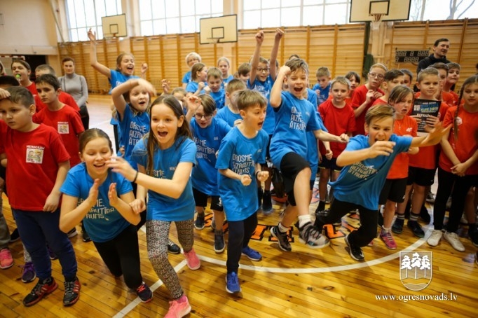 Noskaidroti Ogres novada sportiskākie ceturtklasnieki