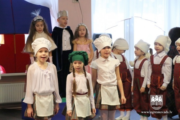 Bērnudārzs “Sprīdītis” sirsnīgi uzņem ciemos bijušos darbiniekus