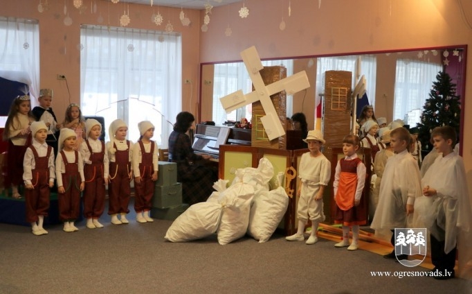 Bērnudārzs “Sprīdītis” sirsnīgi uzņem ciemos bijušos darbiniekus