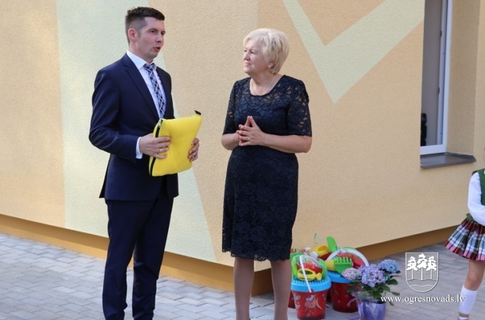 Svinīgi atklāta bērnudārza ēka Parka ielā 1