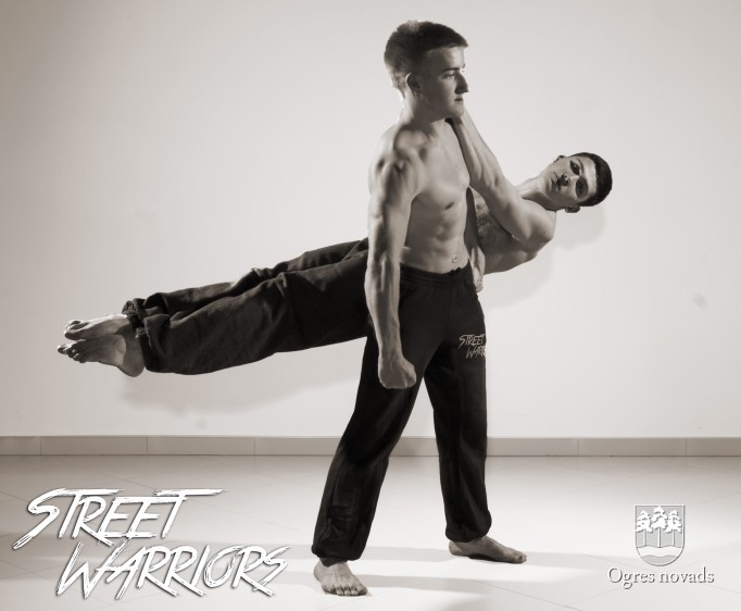 Street Warriors akcija - kopā ar Lauri Reiniku un Māri Grigali