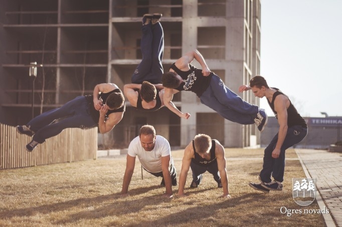 Street Warriors akcija - kopā ar Lauri Reiniku un Māri Grigali