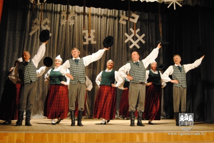 Deju kolektīvam "Sumulda" 5 gadu jubileja