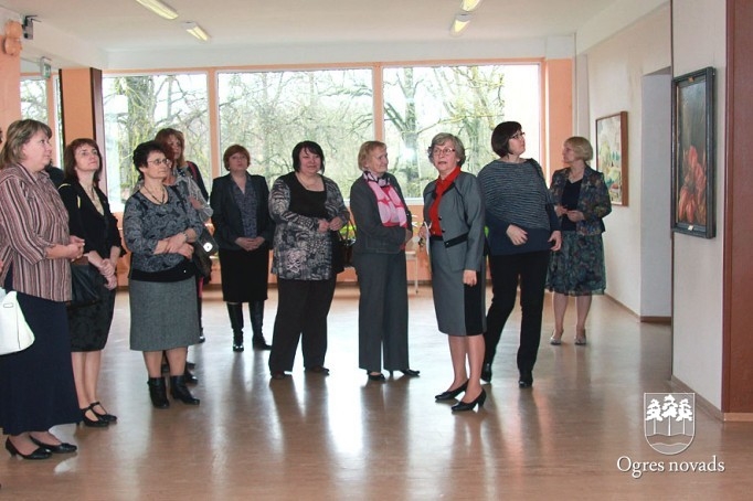 Novada skolu direktoru vietnieki tiekas Suntažos (foto: Andris Linde un Dita Barkāne)
