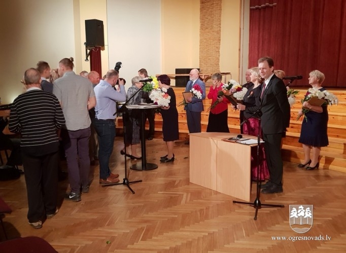 Suntažos godina Suntažu lepnumu – savus ļaudis