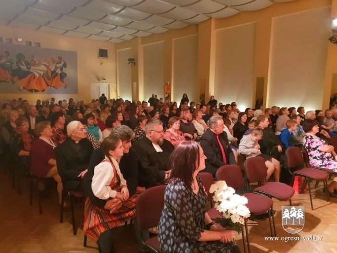 Suntažos godina Suntažu lepnumu – savus ļaudis