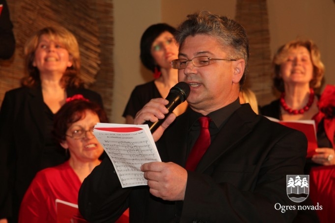 Suntažos izskanējis koncerts “Mīlestības vārds”