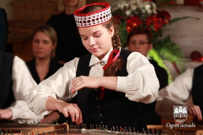 Valsts svētku koncerts Suntažos