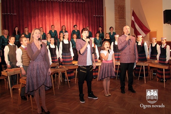 Valsts svētku koncerts Suntažos
