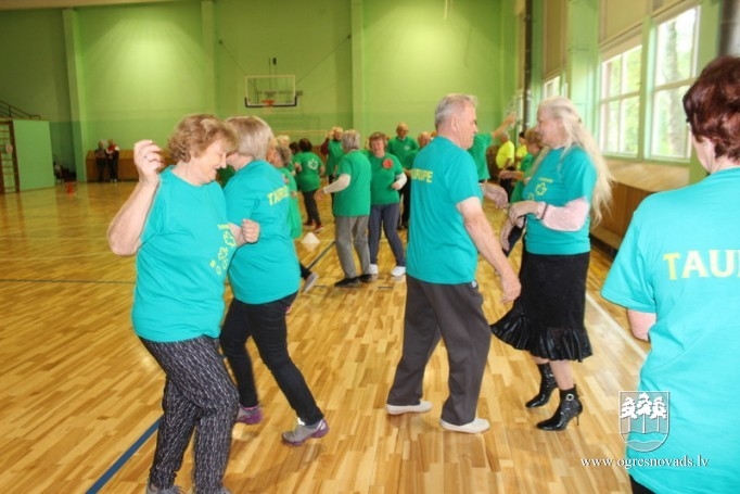 Suntažos notikuši novada senioru sporta svētki