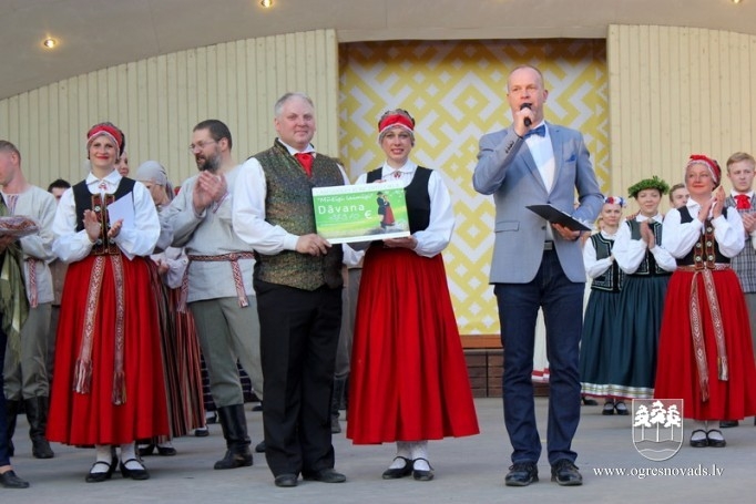 Labdarības koncertā “Mūžīgi laimīgi” saziedo 300 euro