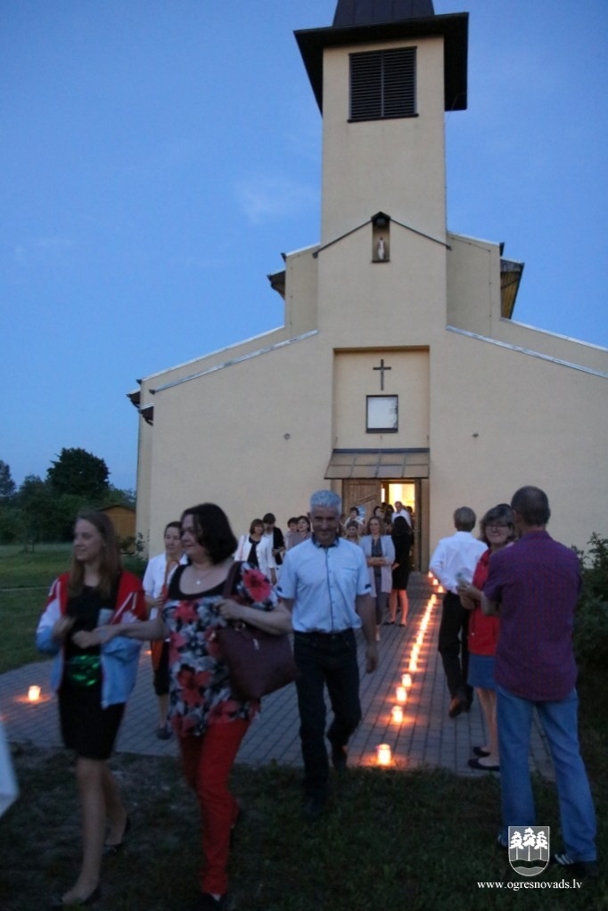 Suntažu pagastā pirmo reizi norisinājās Baznīcu nakts pasākumi