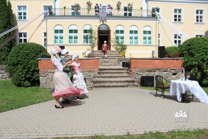 Suntažu pagasta svētki “Pastāvēt un palikt!”