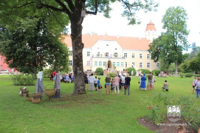 Suntažu pagasta svētki “Pastāvēt un palikt!”