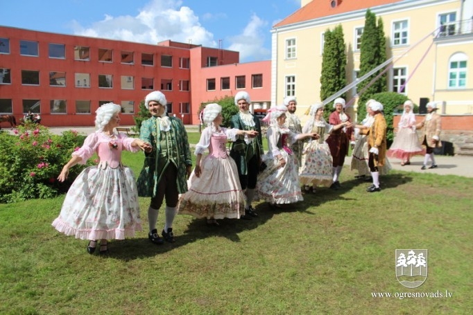 Suntažu pagasta svētki “Pastāvēt un palikt!”
