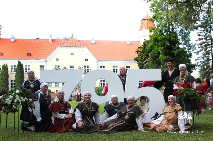 Suntažu pagasta svētki “Pastāvēt un palikt!”