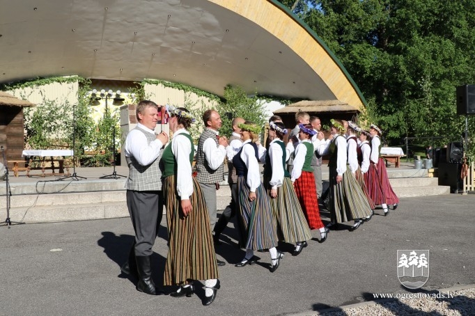 Skroderdienas Suntažos izdevās