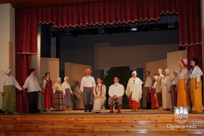 Suntažu amatierteātra „Sauja” 10 gadu jubileja (foto:Andris Linde)
