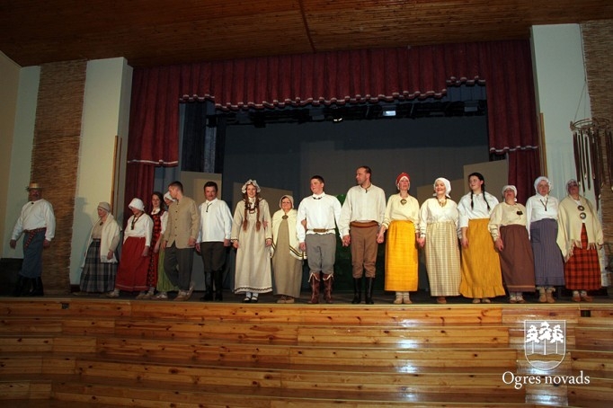 Suntažu amatierteātra „Sauja” 10 gadu jubileja (foto:Andris Linde)