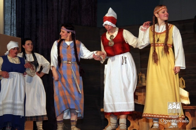 Suntažu amatierteātra „Sauja” 10 gadu jubileja (foto:Andris Linde)