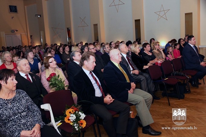 Kora dziesmas Suntažos skan jau 145 gadus