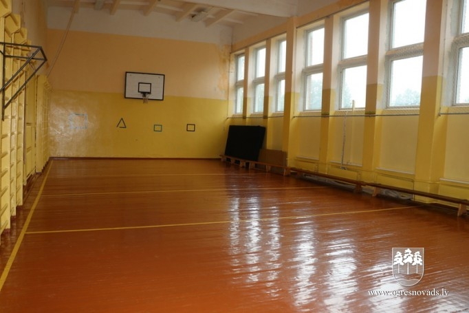 Komisija izvērtē izglītības iestāžu gatavību mācību gadam