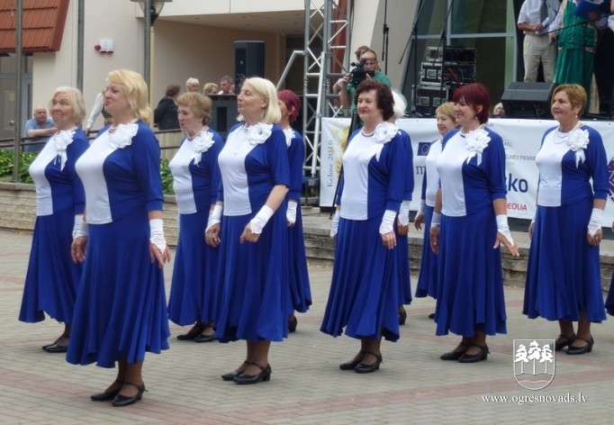 Suntažnieki koncertē tautas mākslas festivālā Lietuvā