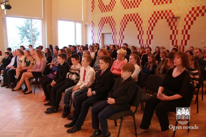 Sekmīgāko skolēnu pieņemšana pie direktores Suntažu vidusskolā
