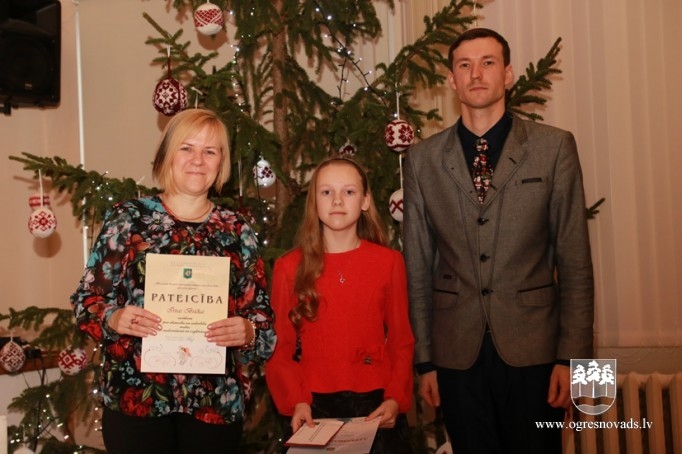 Ziemassvētku pasākumi Suntažu vidusskolā