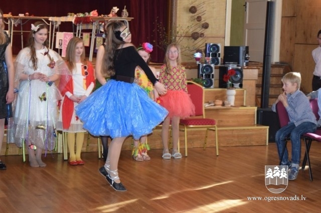 Ķeipenes pamatskolā noticis konkurss “Supermeitene 2019”