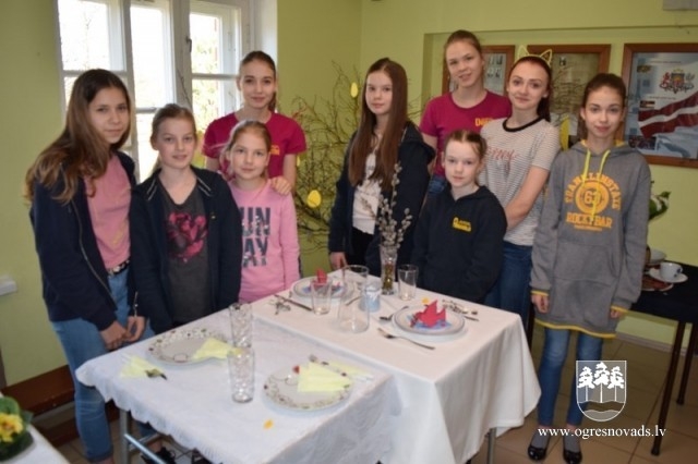 Ķeipenes pamatskolā noticis konkurss “Supermeitene 2019”