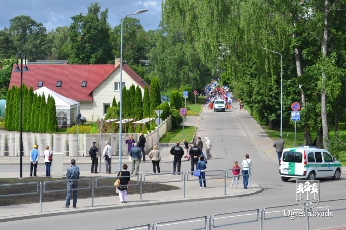 Ogres pilsētas svētku gājiens 2015