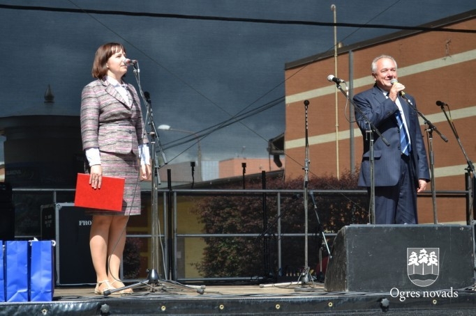 Ogres pilsētas svētku gājiens 2015