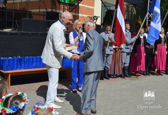 Ogres pilsētas svētku gājiens 2015