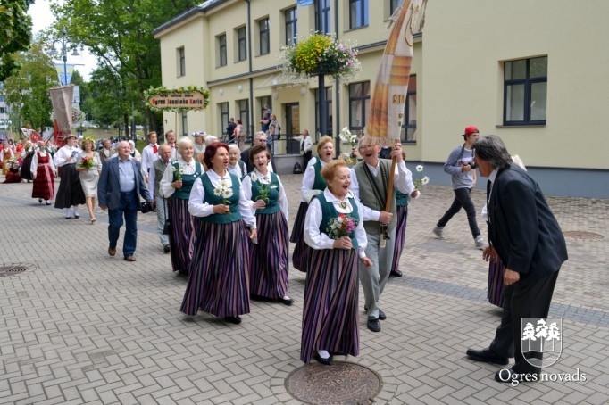 Ogres pilsētas svētku gājiens 2015