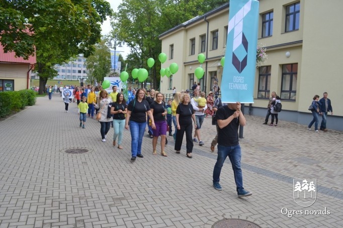 Ogres pilsētas svētku gājiens 2015
