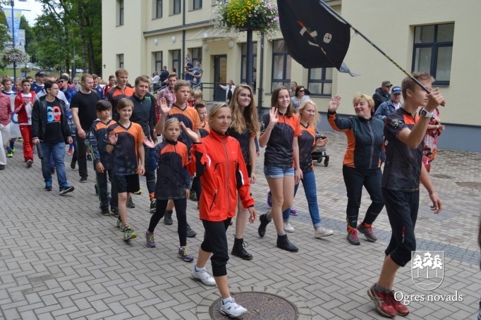 Ogres pilsētas svētku gājiens 2015