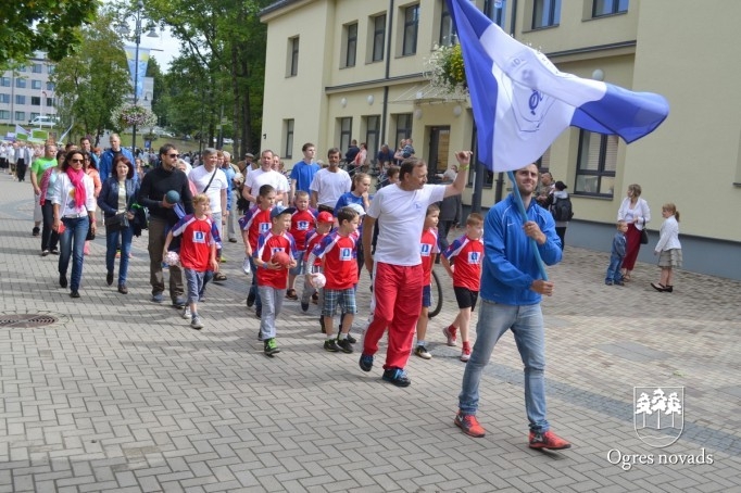 Ogres pilsētas svētku gājiens 2015