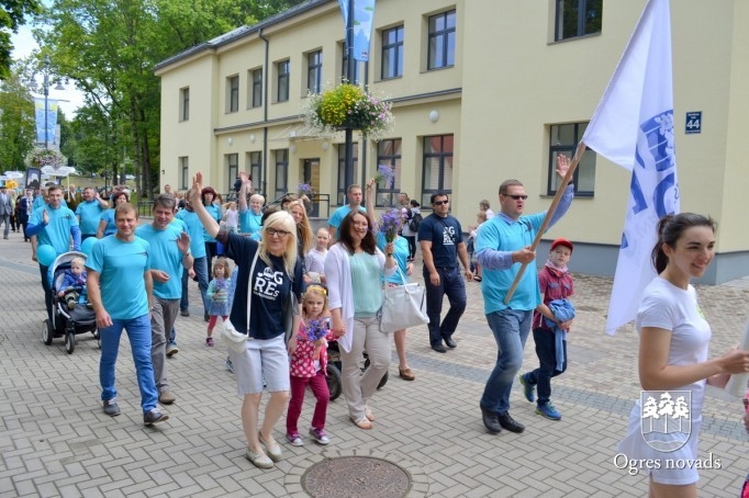 Ogres pilsētas svētku gājiens 2015
