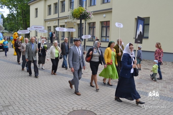 Ogres pilsētas svētku gājiens 2015